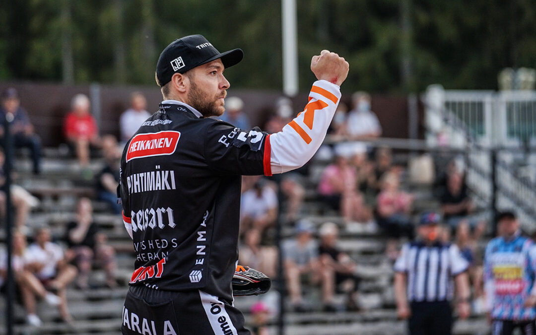 Manse voitti historiallisesti runkosarjan – ViVe jatkaa pudotuspeleihin kuuden ottelun voittoputkessa