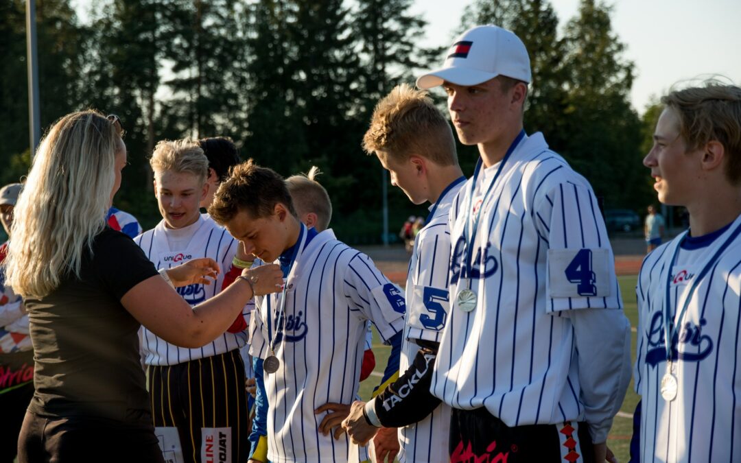 Näin seuraat Eteläisen alueen Itä-Länsi-otteluja