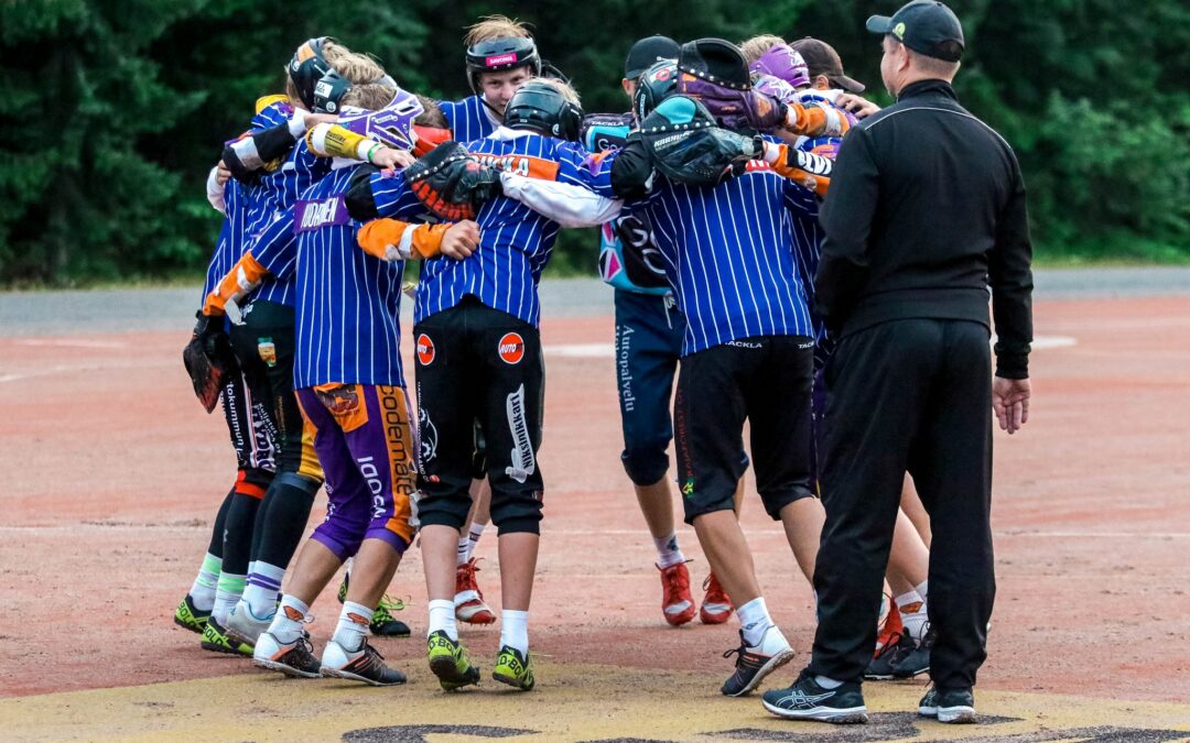 Eteläisen alueen Itä-Länsi-aikataulut 5.9.2021