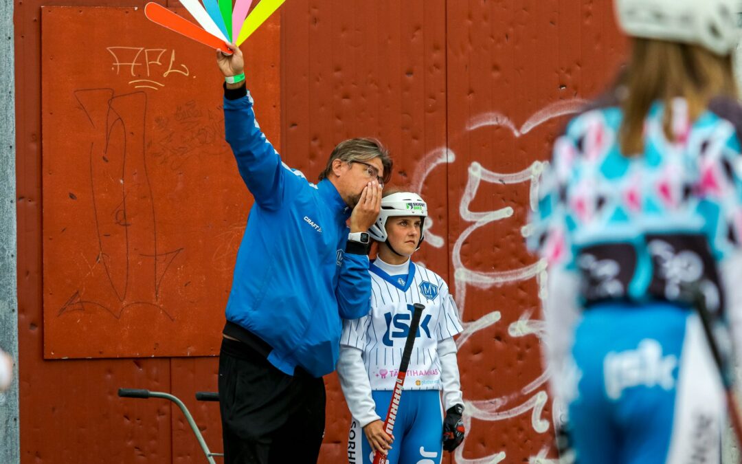 Eteläisen alueen Itä-Länsi-pelinjohtajat valittu