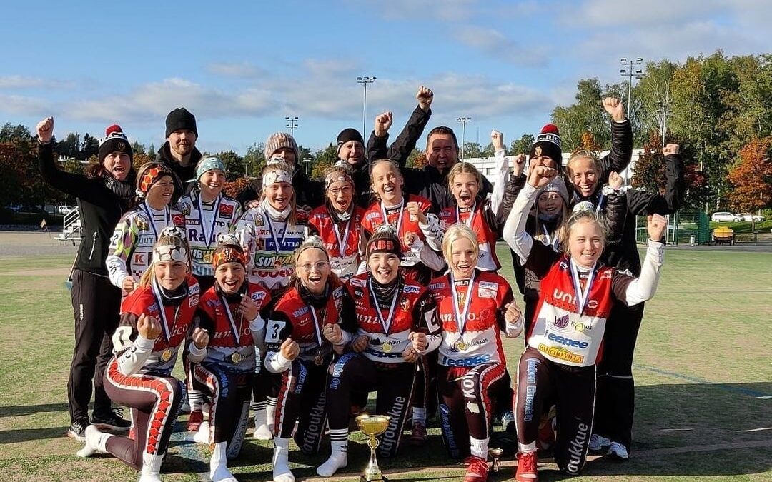 D-ikäisten turnausvoittajiksi Seinäjoen Maila-Jussit ja Jokioisten Koetus juniorit-Hämeenlinnan Paukku