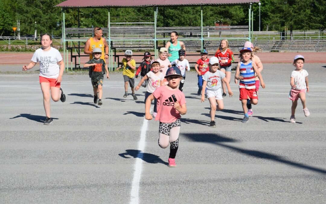 Pesiskoulutoimintaa kehitetään entisestään – Seuroille tarjolla koulutuksia ja kehitysideoita