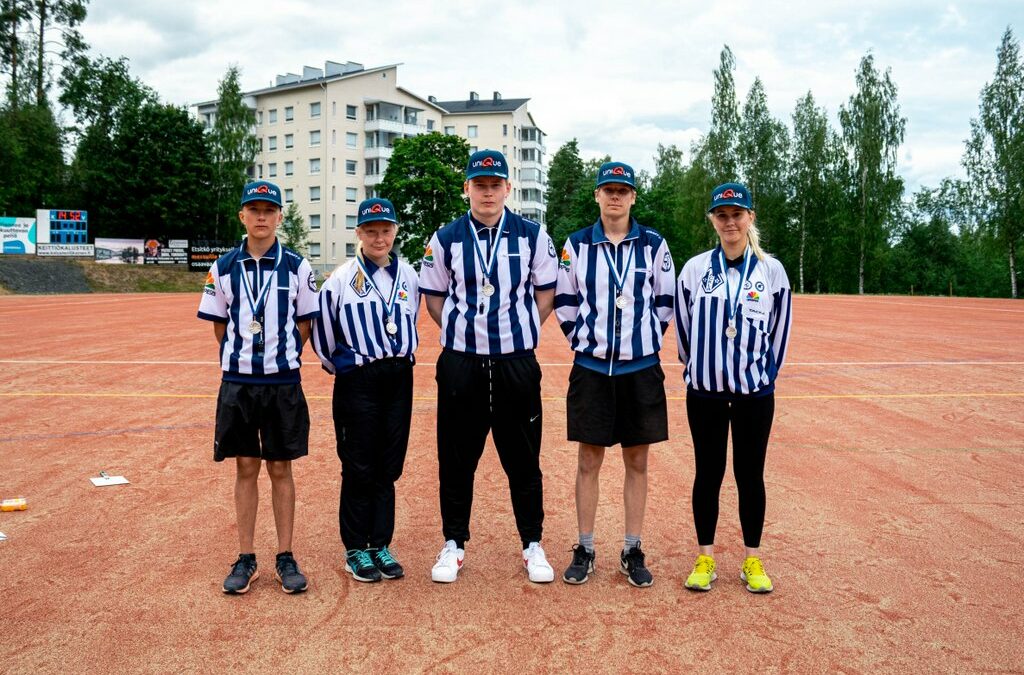 Pesäpalloliitto kiinnittää juhlavuonnaan erityistä huomiota vastustajan sekä tuomareiden kunnioittamiseen