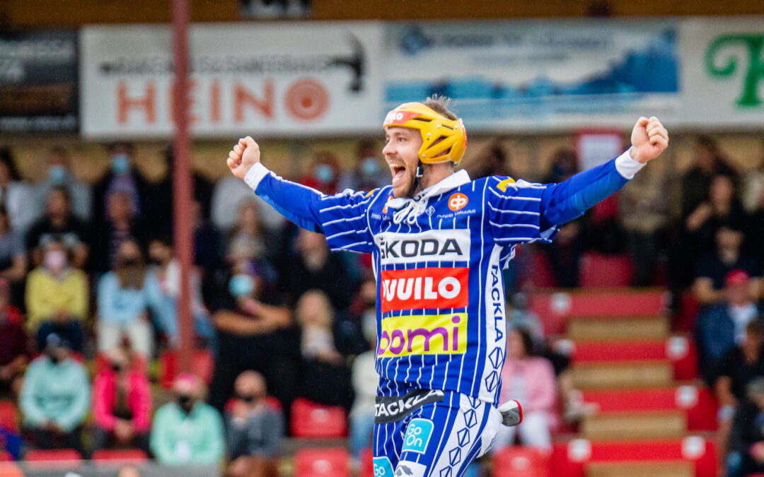 Yleisö äänesti lukkarit miesten Idän ja Lännen joukkueisiin