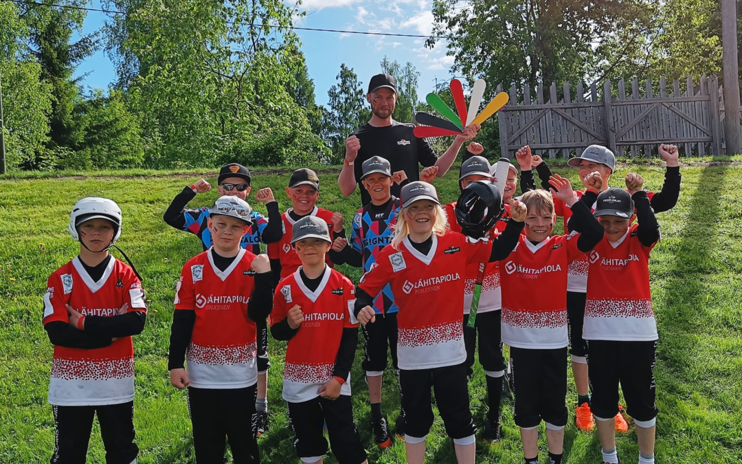 Viikonloppu on pesäpallon juhlaa Haapajärvellä – rikkoutuuko kaikkien aikojen yleisöennätys?