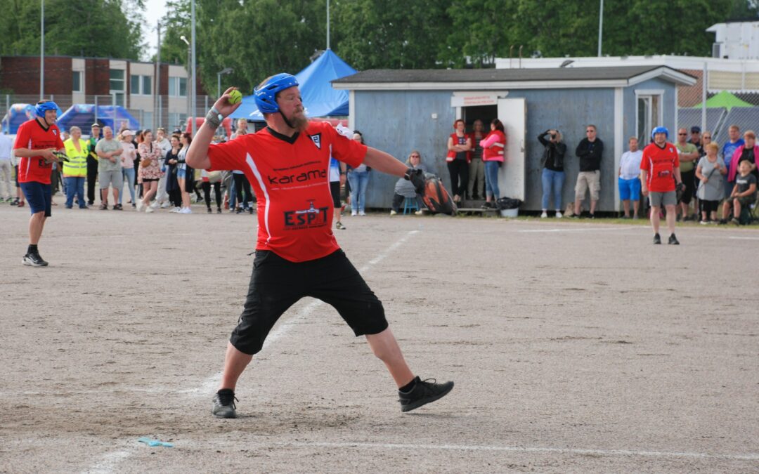 Julkkispesismatsi kiinnosti Puumalassa – harrastepesis piti pintansa