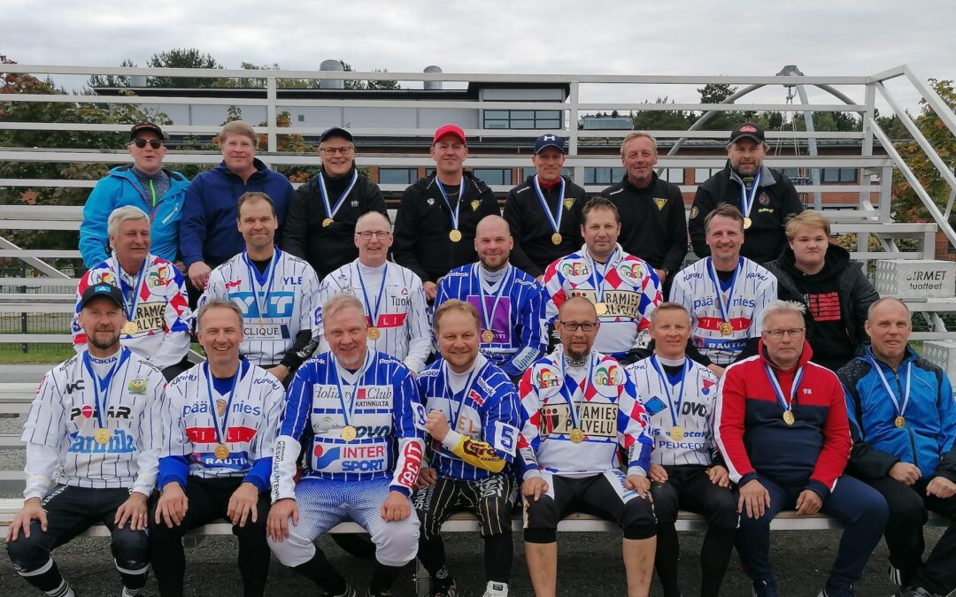 Iltatuulen Viesti vei Harmaakarhujen Suomen mestaruuden!