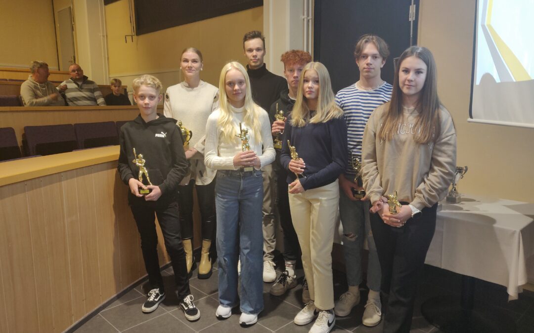 Kirittärillä vahva panos Itäisen alueen palkitsemistilaisuudessa – Mäki-Maukola ja Piironen vuoden pelaaja