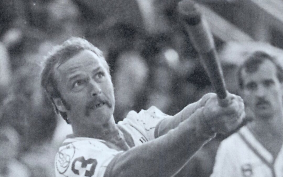 Uusi juttusarja alkaa: Pesäpallon kunniagalleria, Kalevi Luoma: ”Kaks näppiä ja koppi!”