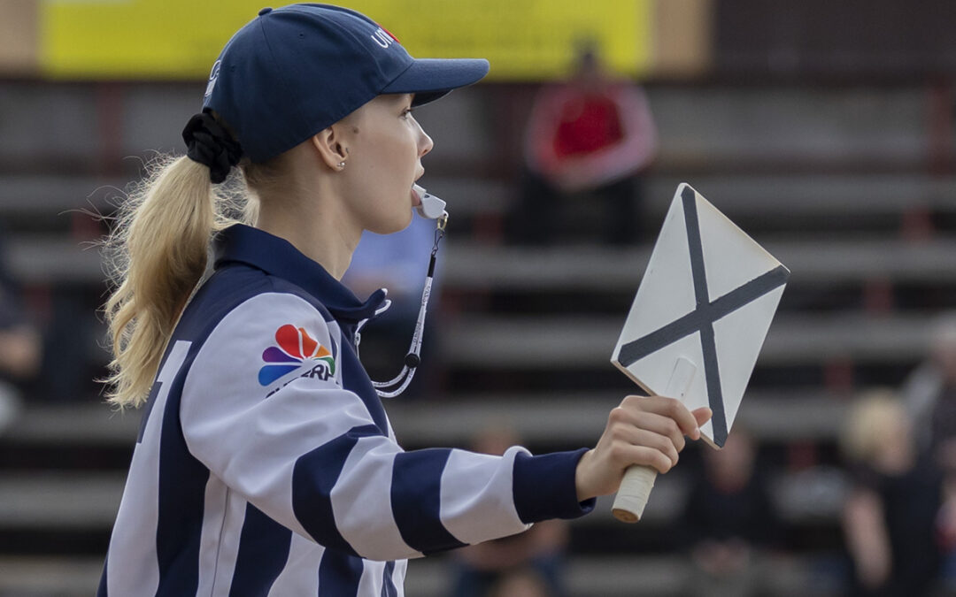 Tuomarikortin ehtii vielä saada alkavalle kaudelle – etäkoulutuksiakin tarjolla!