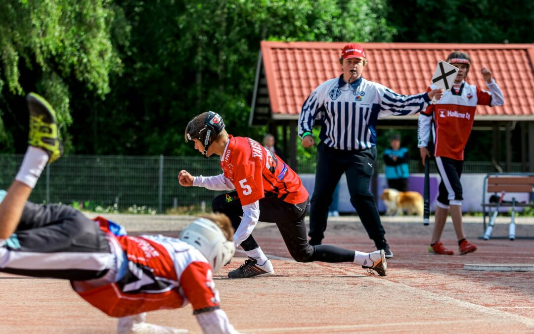 Millaista tukea seurat voivat hakea? Tutustu koontiimme!