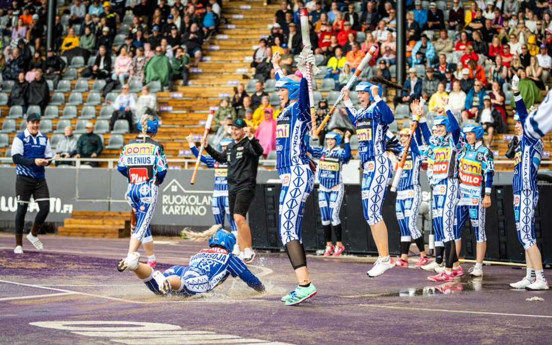 Supervuoro jää historiaan pesäpallon ylimpien sarjatasojen runkosarjaotteluissa