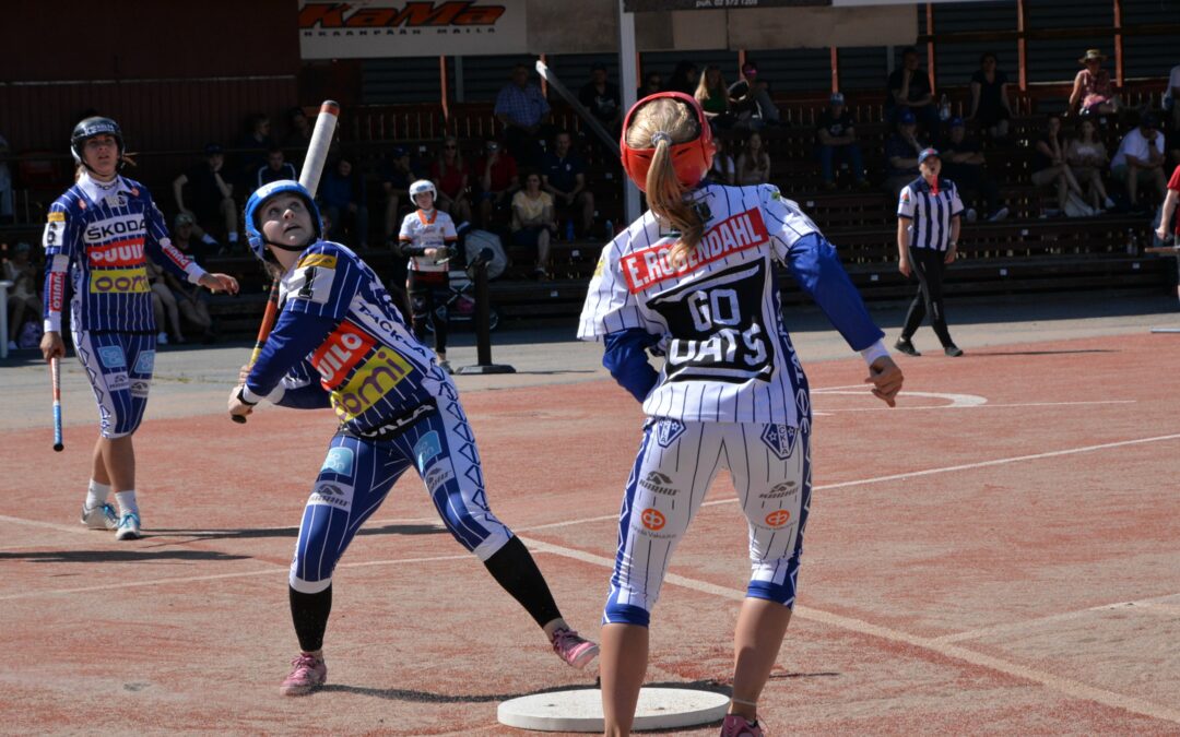 Ykköspesiksen Itä-Länsi-tapahtuman 2024 järjestelyoikeudet haussa 