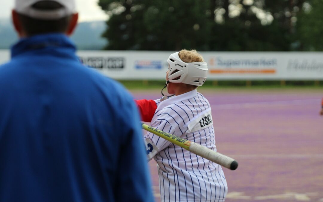 Vanhempi oman lapsen pesisvalmentajana -koulutus 8.2. – ilmoittaudu mukaan!