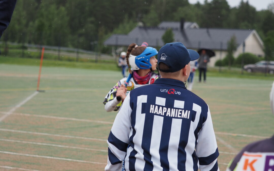 Läntinen alue jakaa tukea alueensa seuroille tuomaritoiminnan kehittämiseen 